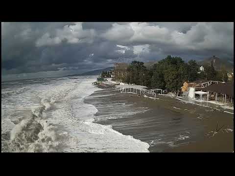 Видео: Лазаревское, ШТОРМ 27.11.2023 / black sea, storm, Russia 11/27/2023