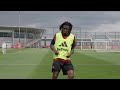 Amad, Santos, Mbeumo and Zirkzee Shooting Drills | Inside Training