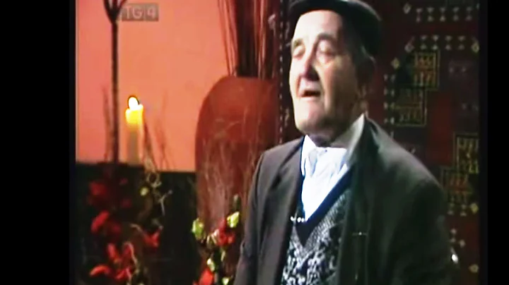Con Greaney sings My Trousers Turned Back, 1992