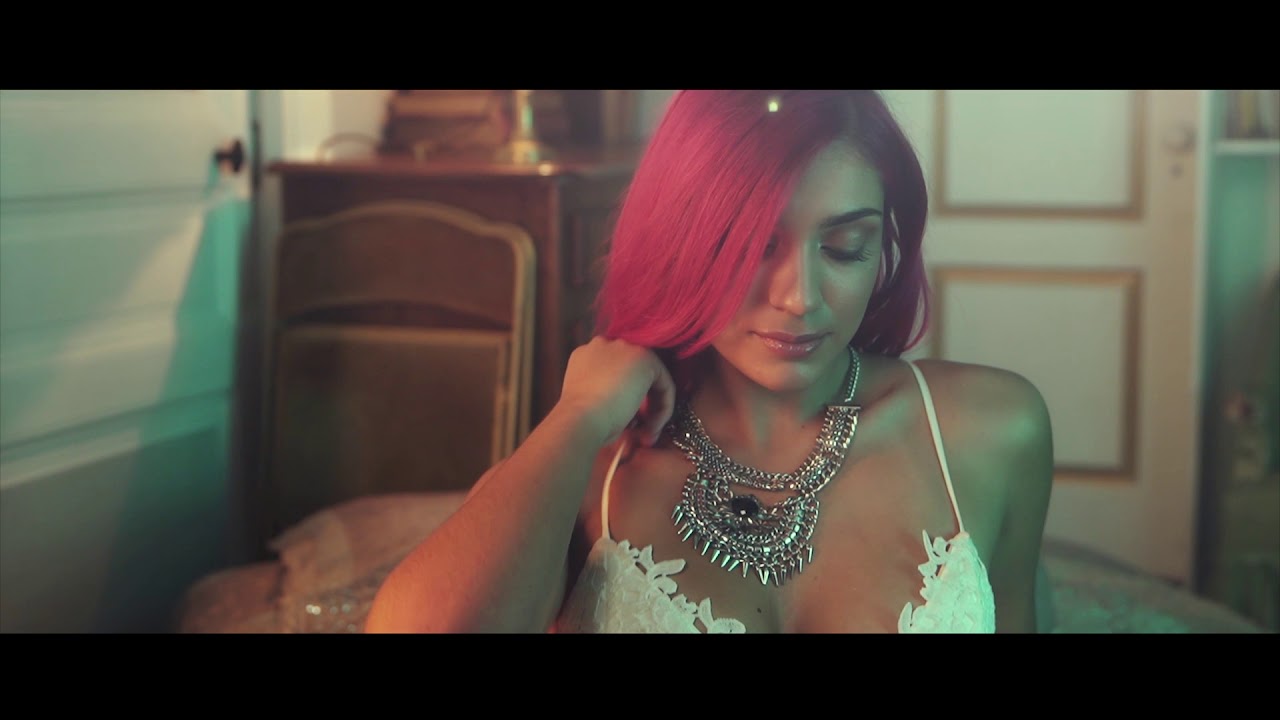 Watch DOKS - BETA BETA (Clip Officiel) on YouTube Watch DOKS - BETA BETA (Clip Officiel) on YouTube