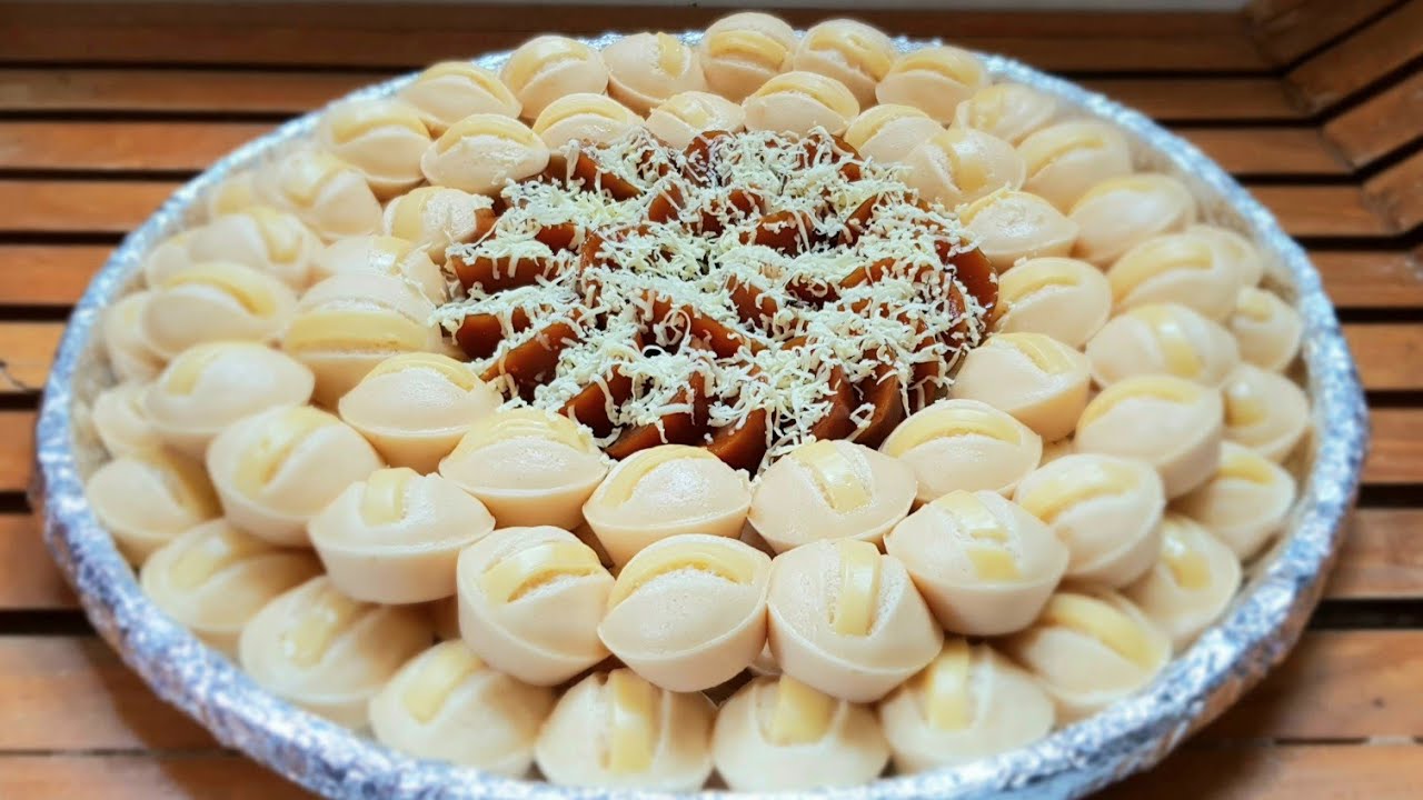 Buttered Puto Cheese at Kutsinta sa Bilao | Negosyo Recipe