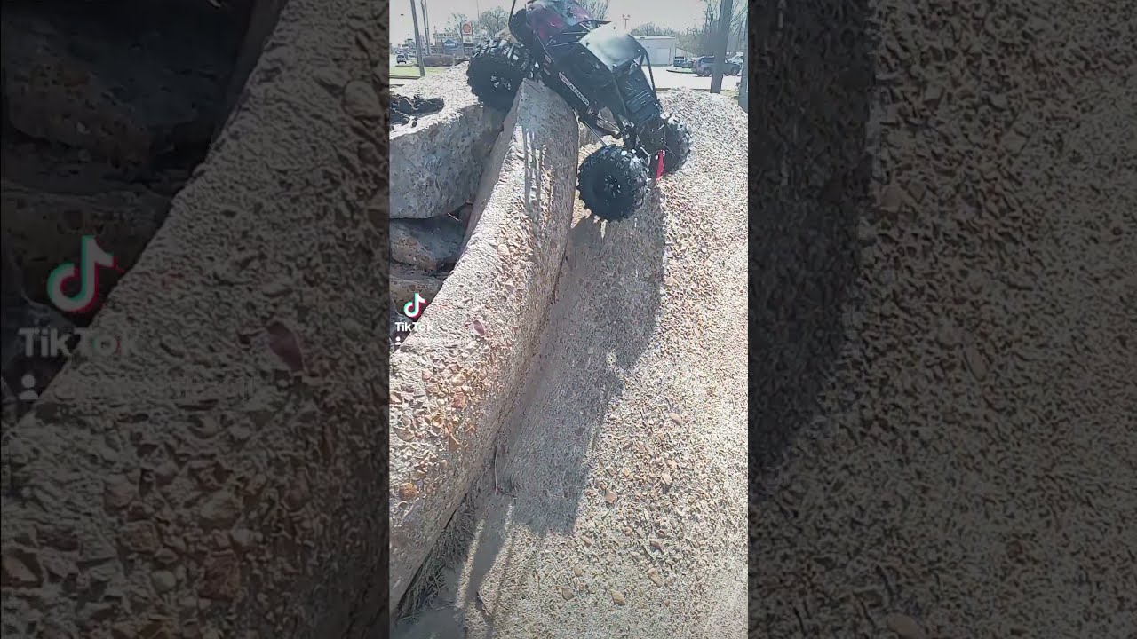 Redcat Gen7 Custom Build Big Rocks 
