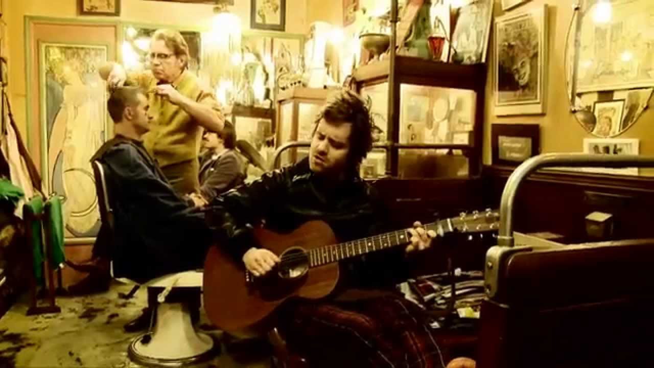 GIRBIG - Crooked Dream (Take away show)