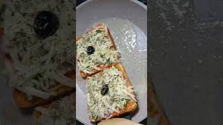 بيتزا سهلة وسريعة بدون فرن بدون عجين بيتزا توست pizza_toast