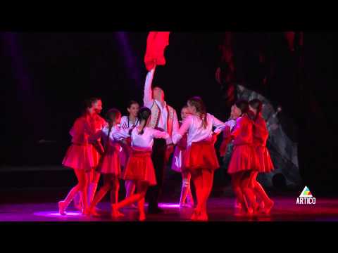 CReatiV dance studio Etno martisor