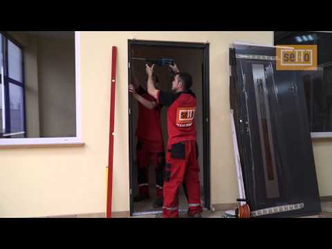Wideo: Drzwi Kratowe: Przesuwane Kraty Metalowe Zamiast Drzwi Wejściowych, Konstrukcja żelazna