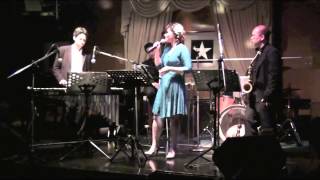 Video thumbnail of "Jazzelle in Swing - What A Wonderful World"