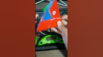 PYRAMINX SOLVE IN 5 SECONDS!