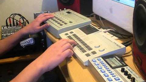 Akai S20, Roland TR-505 and Boss Dr-110 jam