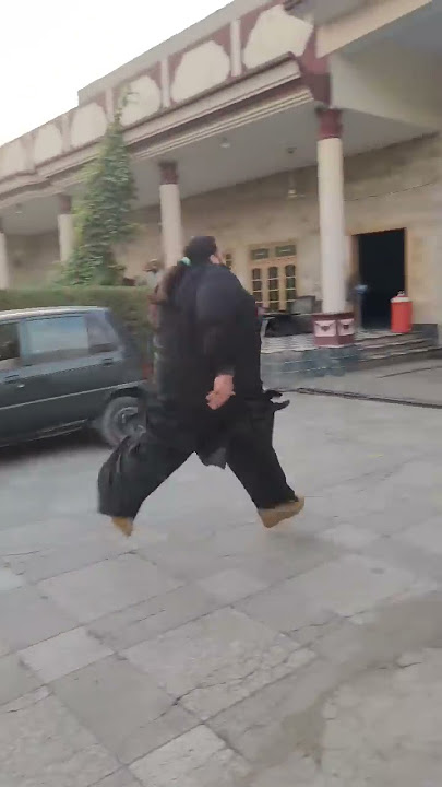 khan baba car lift and running... #pakistanihulk #viralvideo #worldstrongestman #khanbaba #wwe