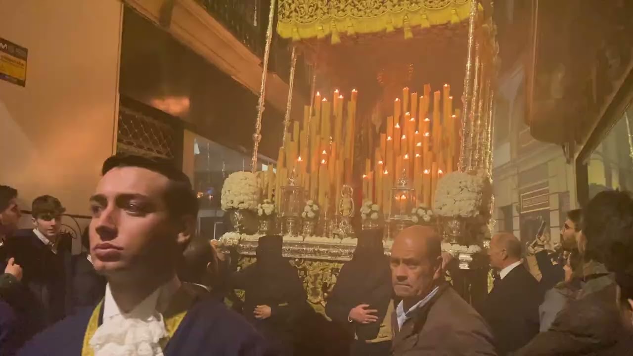 La Sevilla Fúnebre en todo su esplendor | Vera Cruz y las Penas por Francos 2024