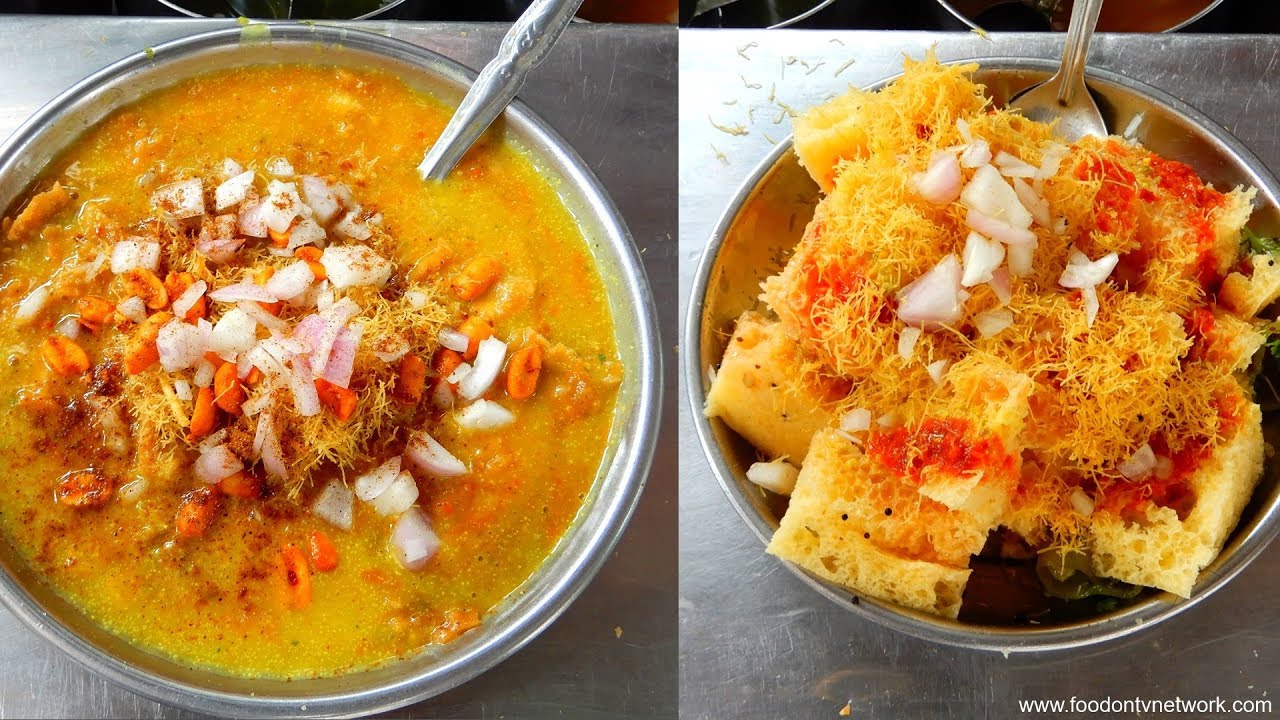 Best Street Food in India Rs.20 Only | Om Nylon Khaman & Dal Pakwan | Crazy For Indian Food