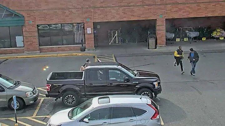 Kroger customer tackles suspect who allegedly stol...
