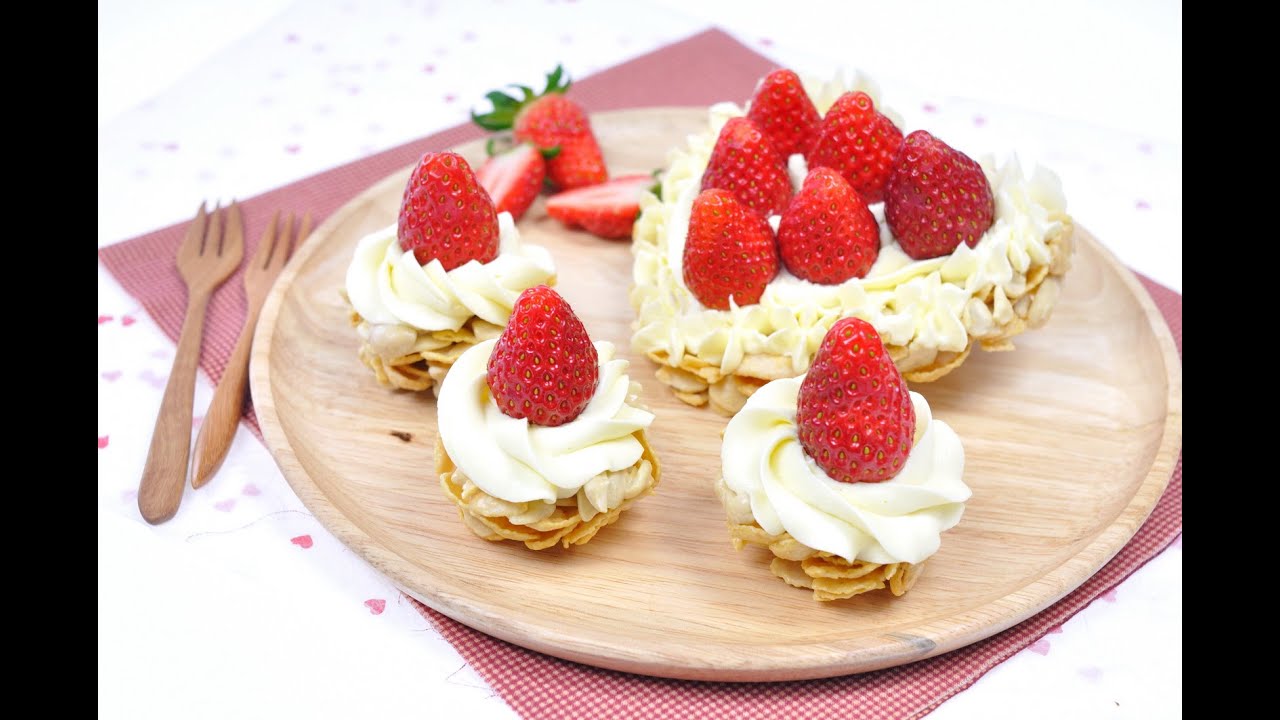 พายสตรอเบอร์รี่คอร์นเฟลกส์ Strawberry Cornflakes Pie (เมนูวาเลนไทน์)