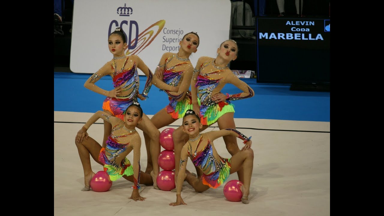 Campeonas de Andalucía y terceras en la Copa de la Reina. conjunto alevin Club Marbella