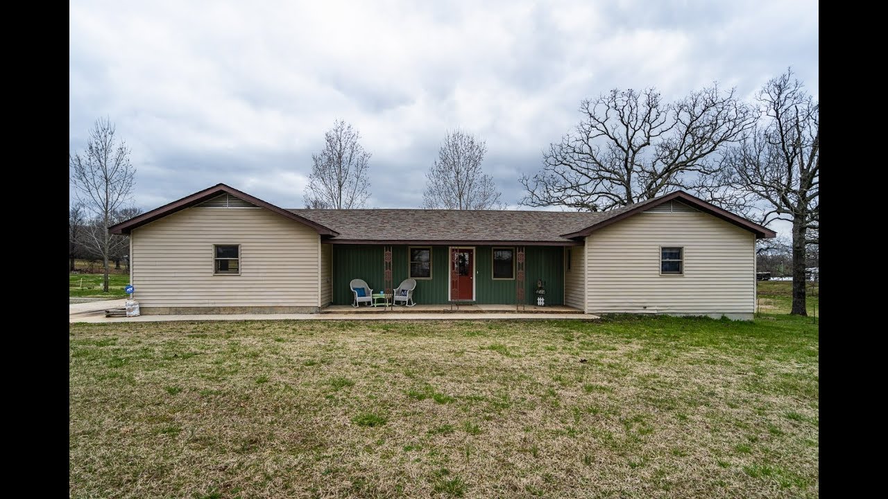 Country Home For Sale in West Plains, MO. Paved frontage. YouTube