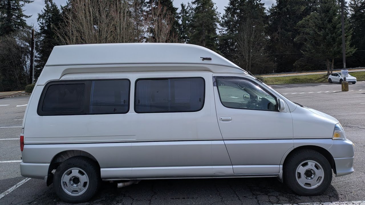 Обзор автомобиля Toyota Grand Hiace 4WD Campervan 2000 года выпуска.