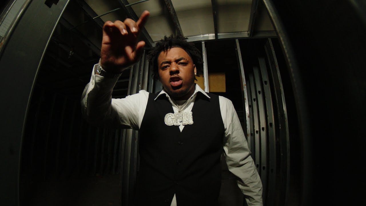 RonCFN - Pure B!tch (Official Music Video)