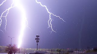 Close lightning strike at 6,000 fps during tornado warnings in the St. Louis area by Dan Robinson 1,193 views 11 days ago 1 minute, 14 seconds