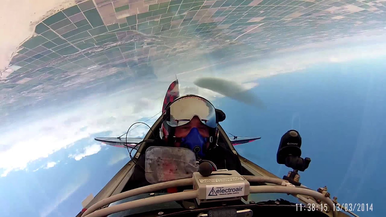 81 Turn Guinness World Record Inverted Flat Spin - Pilot View - YouTube