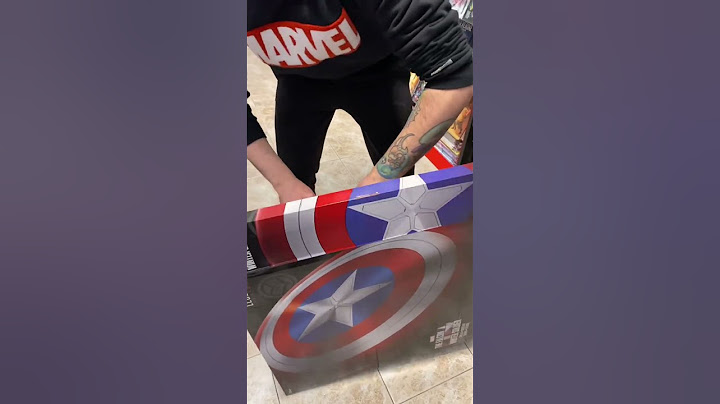 Captain America Shield! #iosonounvirtuale #captainamerica #marvelstudios #marvel #hasbro #unboxing
