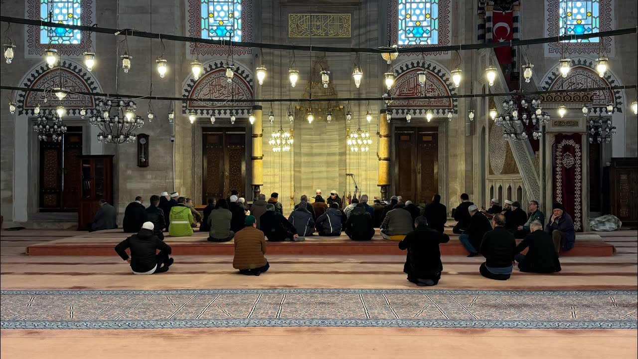 Oğuzhan Bahtiyaroğlu - Şehzadebaşı Camii Ankebut Suresi 56-63 Kur'an Tilaveti