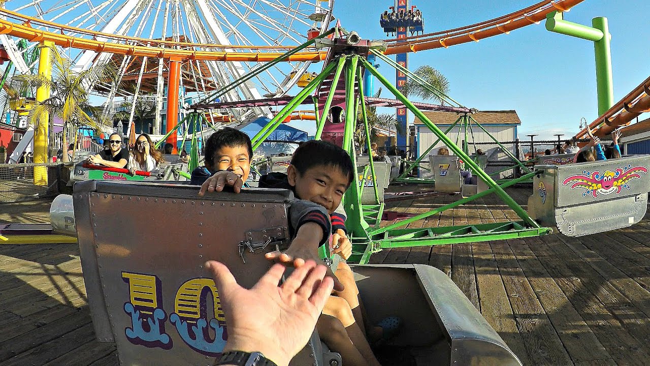 Scrambler Amusement Park Ride At Santa Monica Pier Kids Take The Speed Challenge Vomit Youtube