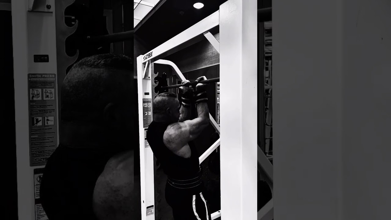 Shoulders #workout #motivation #shoulderday #muscle