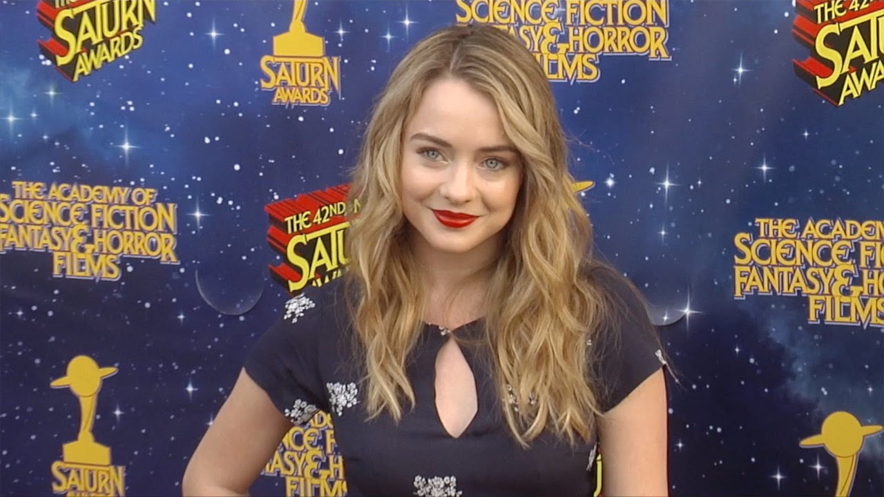 Hannah Kasulka 42nd Annual Saturn Awards Red Carpet - YouTube