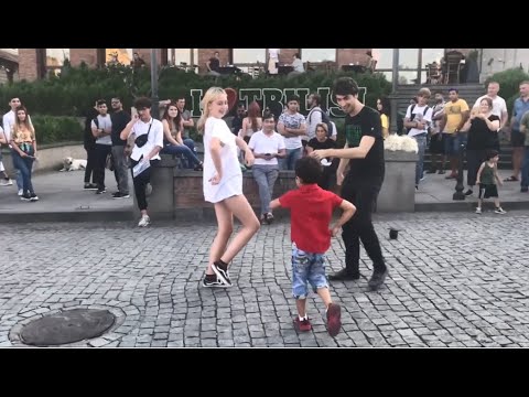 Девушка Танцует Просто Супер Красиво С Малышом Tbilisi Lezginka 2021 Лезгинка Тбилиси ALISHKA ELVIN