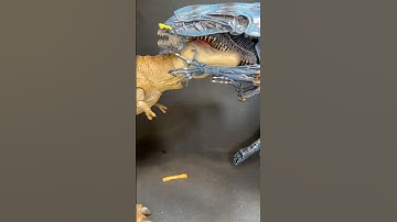 They want to be in the happy meal 😂🍔 #predator #jurassicworld #alien #stopmotion