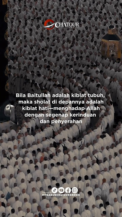 Sholat di depat Ka'bah adalah munajat paling Agung. #Ka'bah #sholat #umrohkeluargabahagia