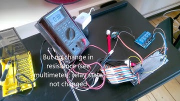 Raspberry PI 2 / Windows 10 IoT with Sainsmart relay board