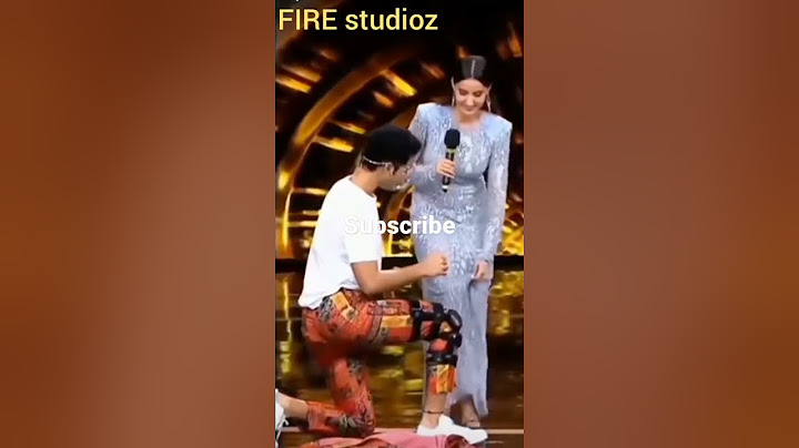 Raghav helping Nora take off her shoes 💯💯#norafatehi #raghavjuyal