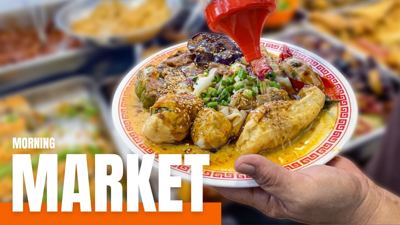 Experiencing the Vibrant Sunday Morning Market in a Small Town Atmosphere in Bentong, Malaysia