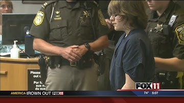 12-year-old Wisconsin girls charged in stabbing