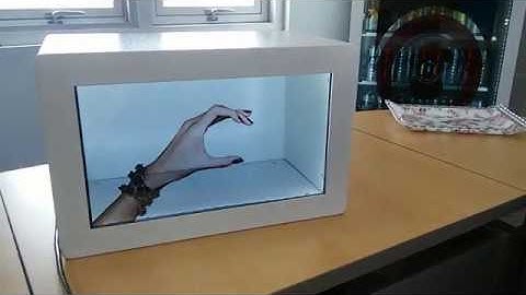 SAMILCDS 15.6" Transparent LCD showcase plug & play system