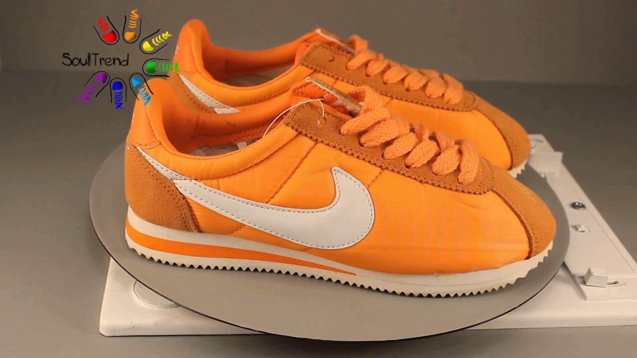 Женские кроссовки Nike Classic Cortez Nylon Белые