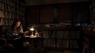 Cozy Record Store | Smooth Modal Jazz & Soft Vinyl Crackle for Deep Study screenshot 5