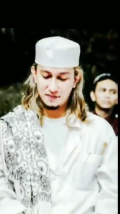 STORY WA HABIB BAHAR BIN SMITH