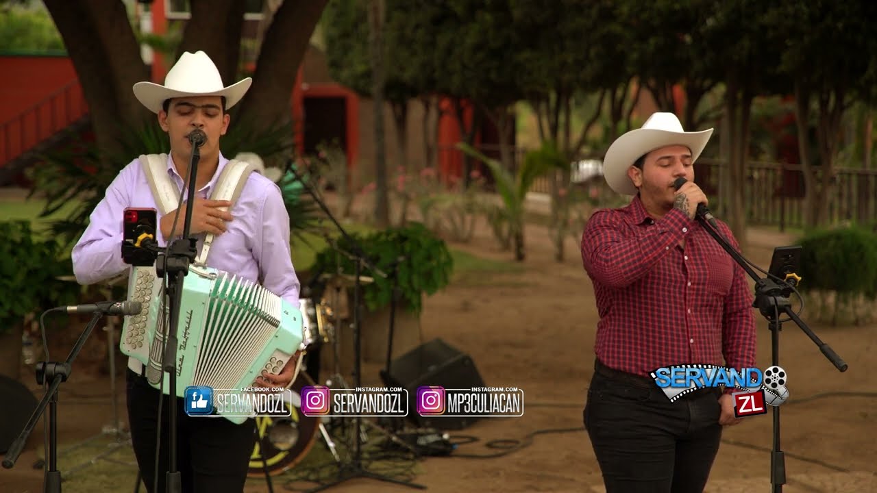 Watch Grupo Arriesgado - El Gordo De Coachella (En Vivo 2022) on YouTube