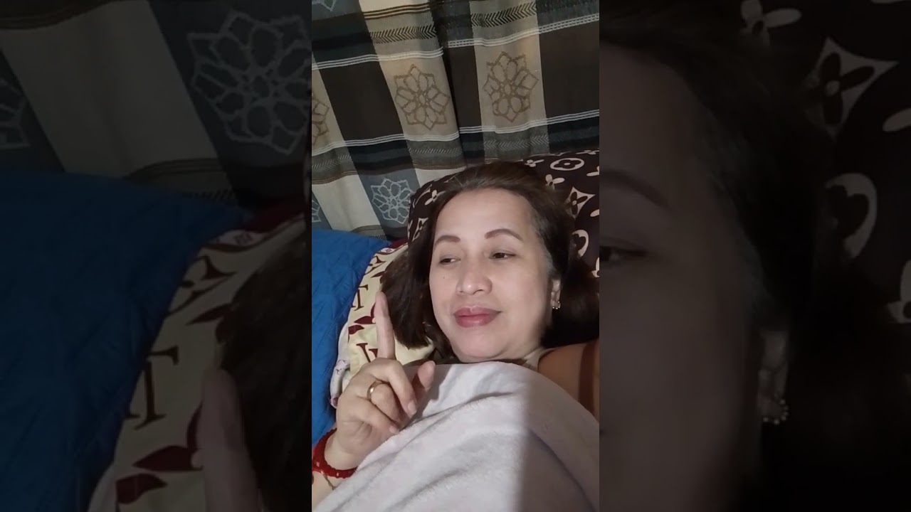  Bed pa more Ang besh nio sa room ni Chen Chen.