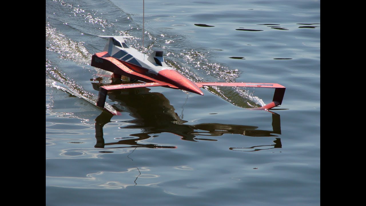 RC hydrofoil SARAH prototyp-homemade - YouTube
