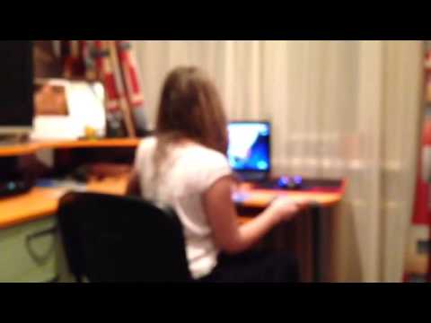 Как не боятся быть одной дома???!!!!))***