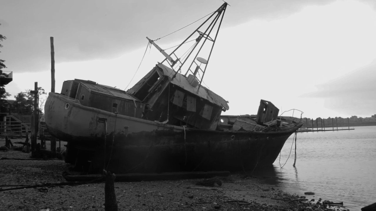 Dark Tea - Providence Sky (feat. Alexandra Savior)