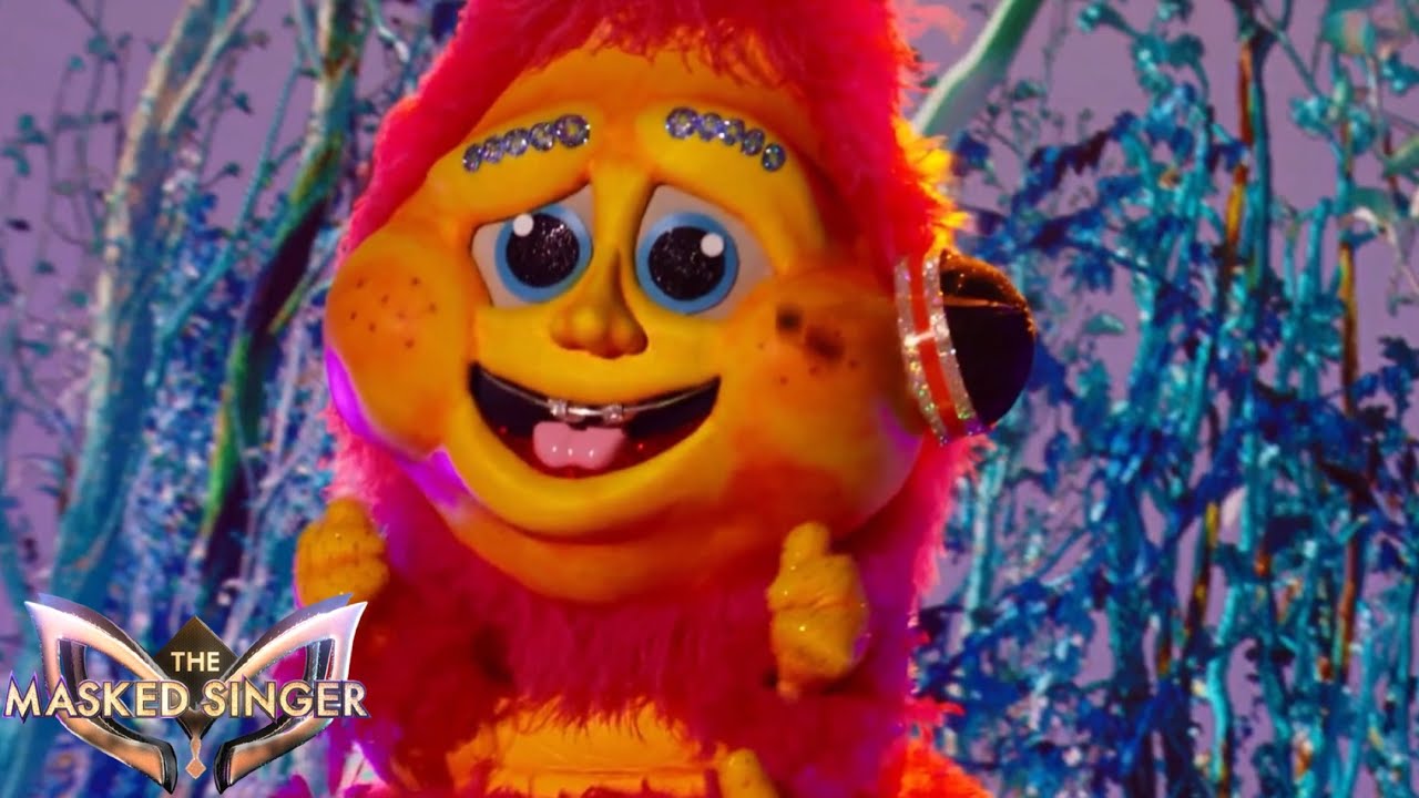 Caterpillar singing “If I Were A Boy“ by Beyoncé/ THE MASKED SINGER SEASON 6