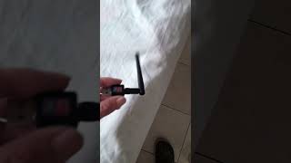 unboxing de adptador de wifi