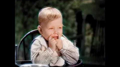 WC Fields dinner colorized with deOldify