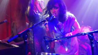 Kitty, Daisy & Lewis - Going Up The Country - 20.06.2017 - Berlin Privatclub chords