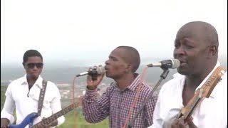 Ochola Kamili (Live)